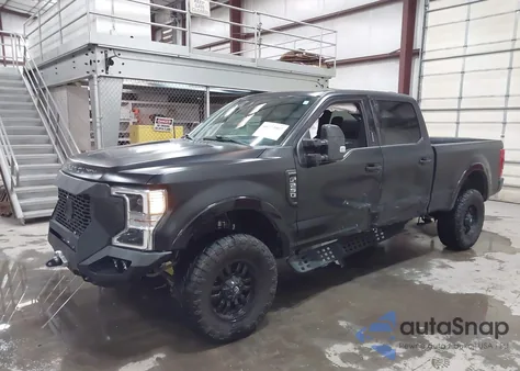 2021 Ford F-250 Platinum z USA, uszkodzony, nr VIN 1FT7W2BN7MEC38356
